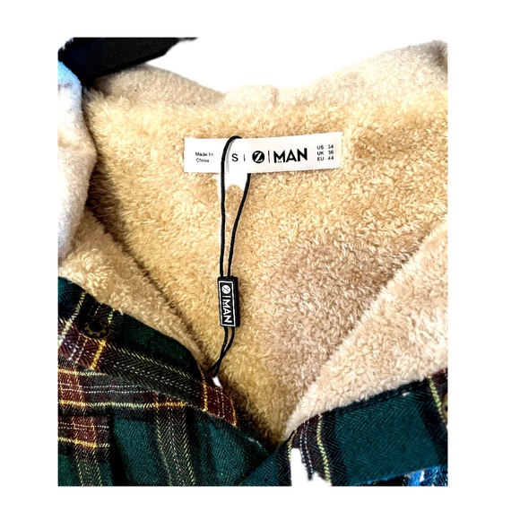 It is a great item and super comfy! - Picture 3 of 3